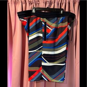 Men's Allover Curve Print
Track Shorts